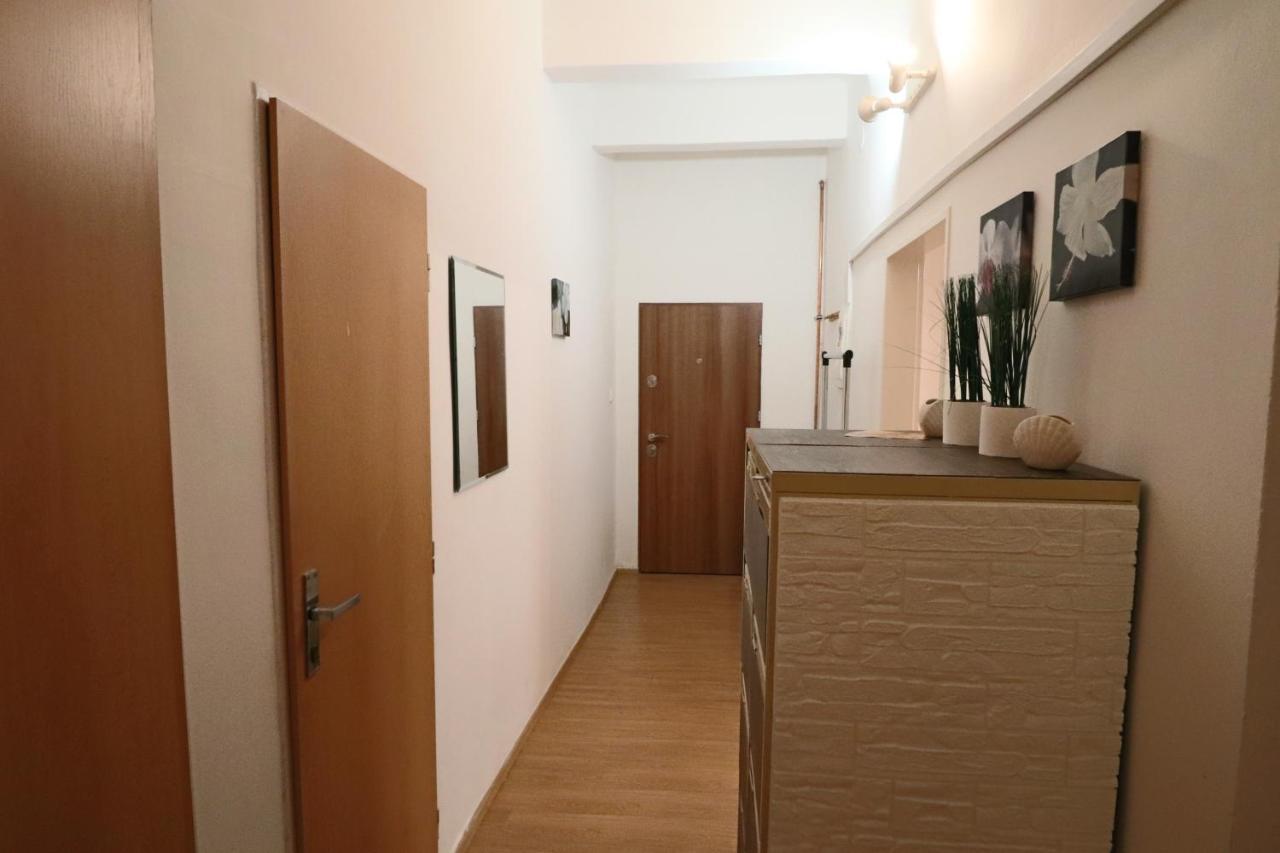 Apartment Relax Strasnice: With Private Infra-Sauna ! Prag Exterior foto